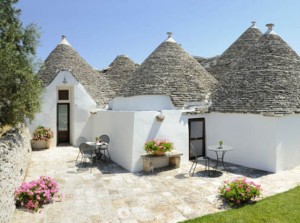 CHIUSACHIETRI TRULLI